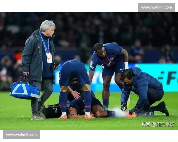 红牌 + 致歉！卡斯特罗普飞铲迪亚斯：幸好没踢重